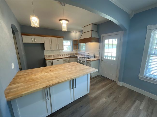 3662 Monterrey St, House other with 2 bedrooms, 1 bathrooms and null parking in Corpus Christi TX | Image 7