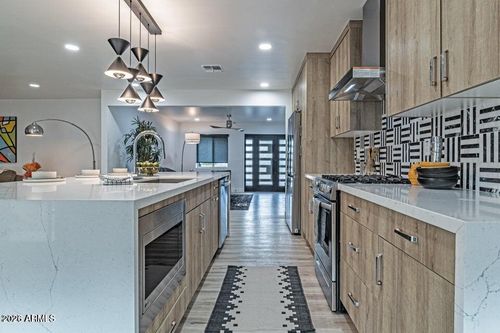 1539 W Puget Ave, Phoenix, AZ, 85021-4364 | Card Image