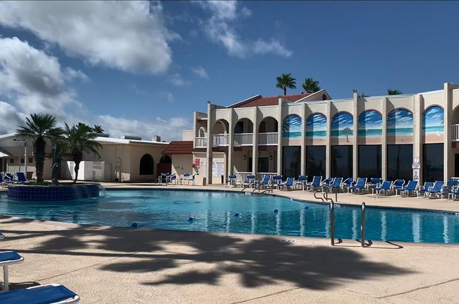 502 W Clam Cir, House other with 2 bedrooms, 3 bathrooms and null parking in Port Isabel TX | Image 63