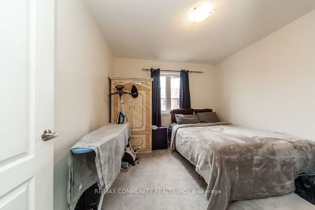 6 Westfield Dr, House attached with 3 bedrooms, 3 bathrooms and 1 parking in Whitby ON | Image 31