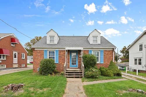 1077 W State St, Alliance, OH, 44601-4621 | Card Image