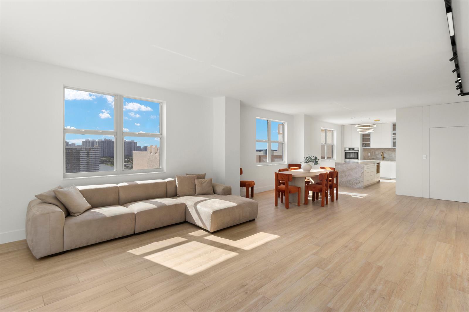 Residential in Hallandale Beach 2