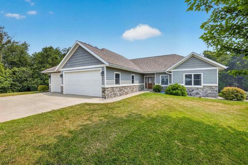 7224 Kickaboo Road, Springfield, WI, 53597 | Card Image