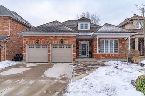 84 Drinkwater Dr, Cambridge, ON, N1P1G5 | Card Image