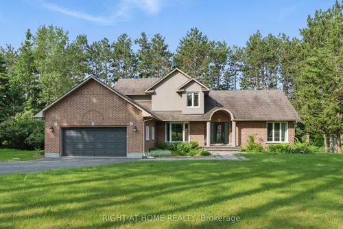 114 David Kennedy Dr, Dunrobin, ON, K0A1T0 | Card Image
