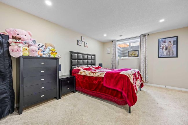99 Redstone Blvd Ne, House other with 4 bedrooms, 4 bathrooms and 2 parking in Calgary AB | Image 23