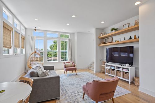 apt-5-1027 E Trinity Ln, Nashville, TN, 37216-3075 | Card Image