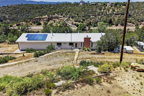 13 Calle Del Poniente, Tijeras, NM, 87059-7425 | Card Image