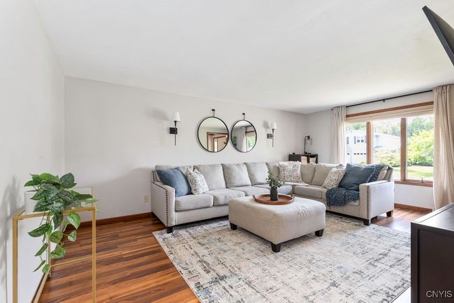 Main Living Room. | Image 5