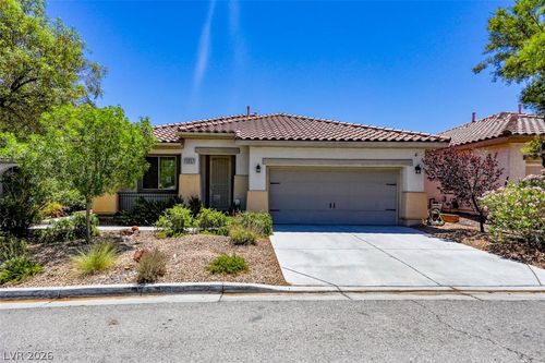 11057 Village Crest Ln, Las Vegas, NV, 89135-7846 | Card Image