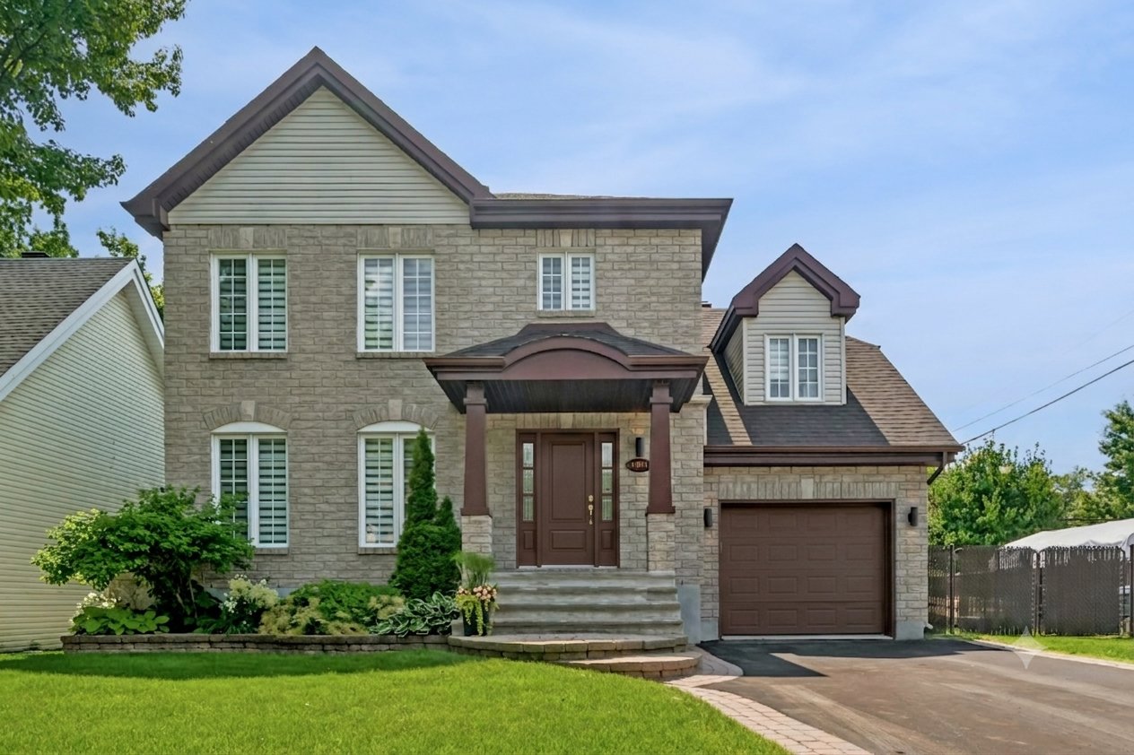 Residential in Mirabel 3