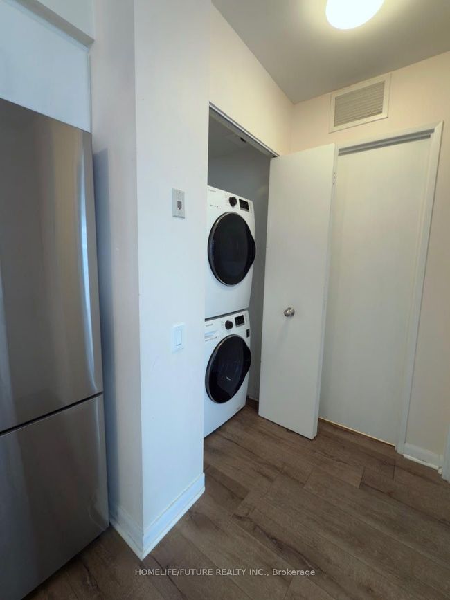 806 - 33 Sheppard Ave E, Condo with 1 bedrooms, 1 bathrooms and 1 parking in North York ON | Image 15