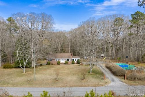 574 Twin Ponds Rd, Lawrenceville, VA, 23868-3820 | Card Image