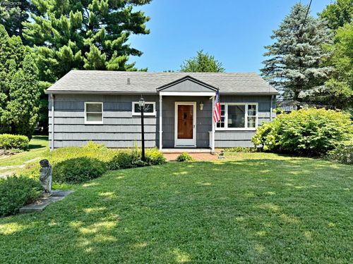 185 Van Meter Dr, Tiffin, OH, 44883-8936 | Card Image