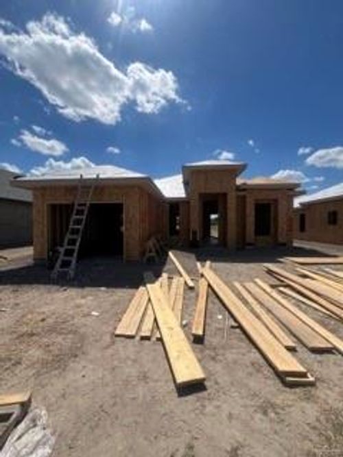 417 Serg Loop, Alamo, TX, 78516-7285 | Card Image