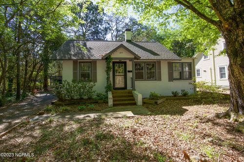 655 N May St, Southern Pines, NC, 28387-4920 | Card Image