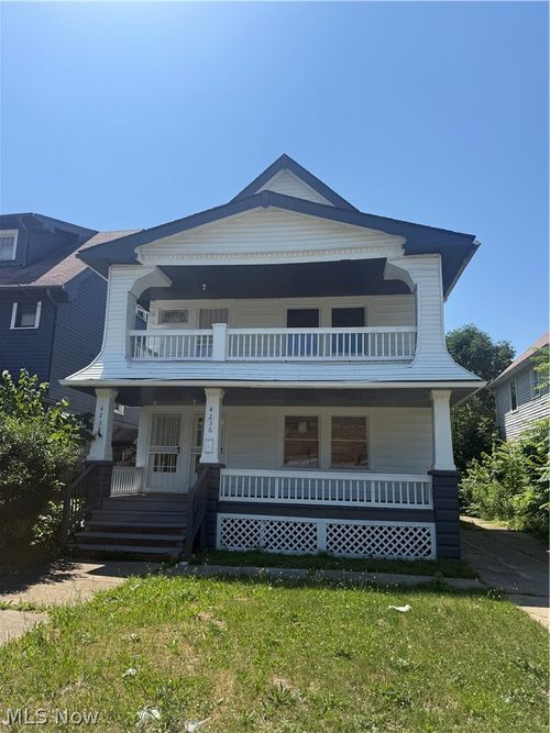 4236 E 131st St, Cleveland, OH, 44105-6350 | Card Image