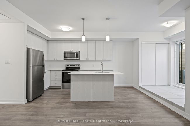 E8 - 20 Palace St, Condo with 2 bedrooms, 2 bathrooms and 1 parking in Kitchener ON | Image 7