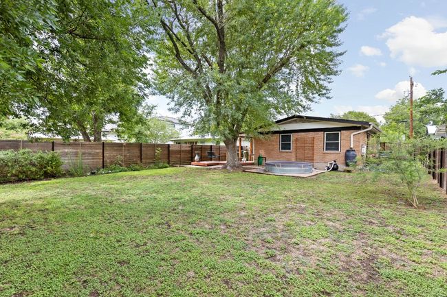 1807 Madison Ave, House other with 3 bedrooms, 1 bathrooms and 2 parking in Austin TX | Image 31