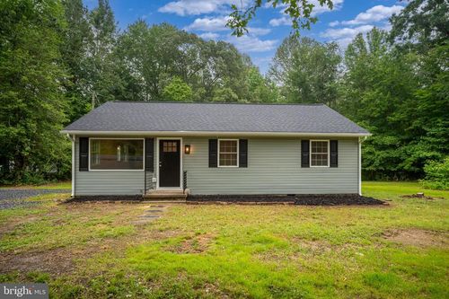 23167 File Rd, BOWLING GREEN, VA, 22427-2629 | Card Image