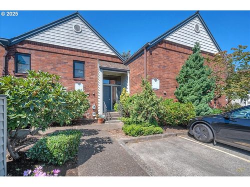 14819 Ne Sacramento St, Portland, OR, 97230-4581 | Card Image