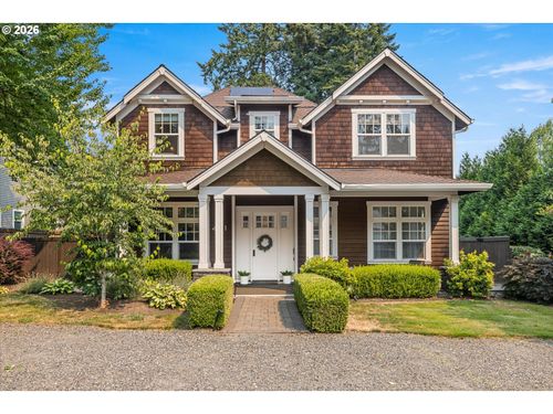 401 9th St, Lake Oswego, OR, 97034-2912 | Card Image