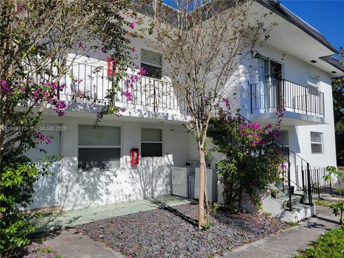 apt-4-8315 Ne Miami Ct, Miami, FL, 33138-3722 | Card Image