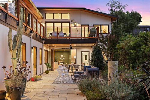 2241 Glen Ave, Berkeley, CA, 94709-1420 | Card Image
