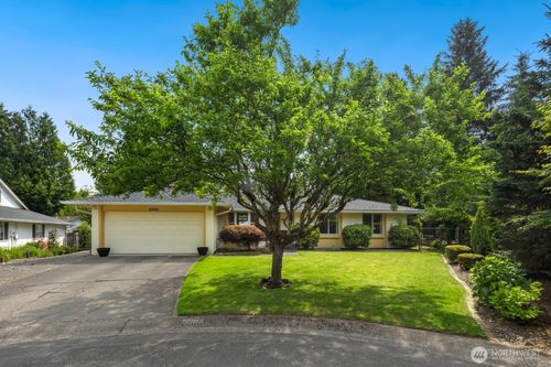 6906 149th Ave Ne, Redmond, WA, 98052-4704 | Card Image