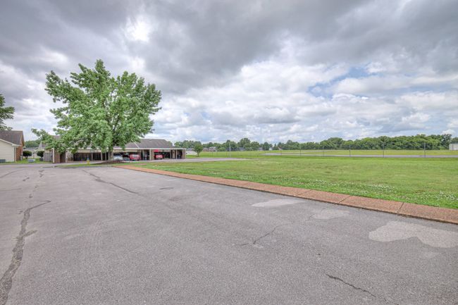 943 E Northfield Blvd, Townhouse with 3 bedrooms, 2 bathrooms and 2 parking in Murfreesboro TN | Image 38