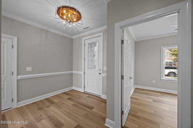 Foyer | Image 6