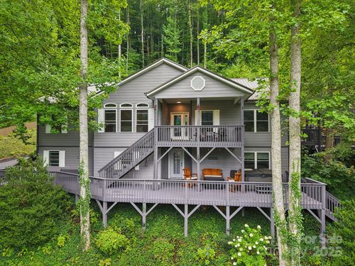 7 Heigel Ln, Maggie Valley, NC, 28751-9300 | Card Image