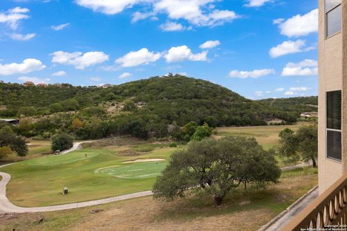 unit-205-20 Tapatio Dr E, Boerne, TX, 78006-9438 | Card Image