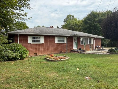 1017 N Main St, Barbourville, KY, 40906-1621 | Card Image