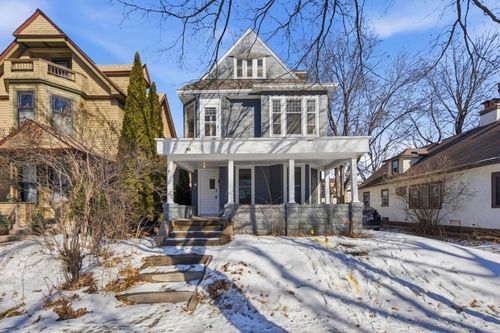 709 7th St Se, Minneapolis, MN, 55414-3382 | Card Image