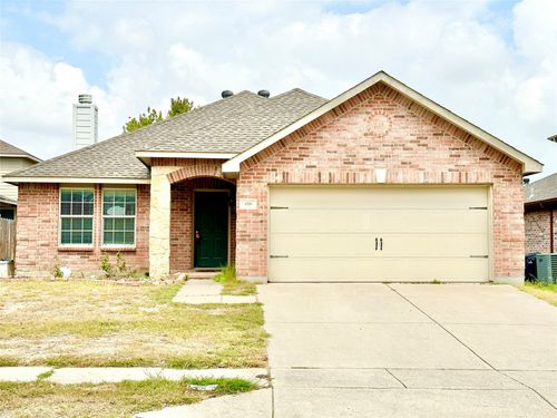 416 Lead Creek Dr, Fort Worth, TX, 76131-3958 | Card Image