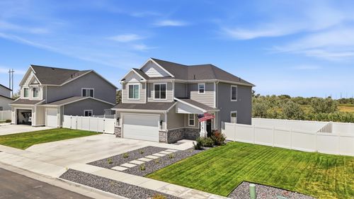 3502 W 3275 N, Plain City, UT, 84404-6876 | Card Image