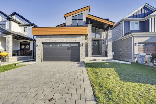 {{alt}} | Card Image