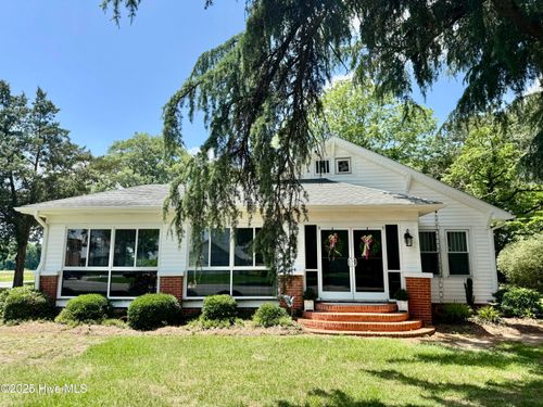 1837 Summerlins Crossroad Rd, Mount Olive, NC, 28365-5489 | Card Image