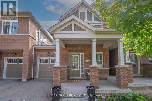 67 Rockbrook Trail, Brampton, ON, L7A4H9 | Card Image