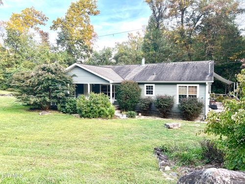 8006 Pansy St, Pound, VA, 24279 | Card Image