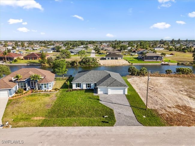 1258 Ne 40 Th St, House other with 4 bedrooms, 3 bathrooms and null parking in CAPE CORAL FL | Image 30