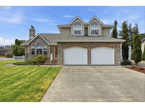 2090 Ash St, North Bend, OR, 97459-2116 | Card Image
