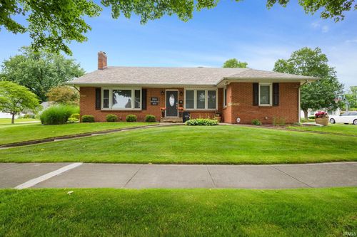 1866 Greenleaf Blvd, Elkhart, IN, 46514-3717 | Card Image