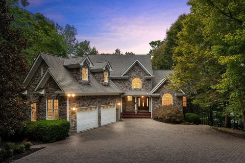 415 Cooksey Batson Rd, Charlotte, TN, 37036-5938 | Card Image