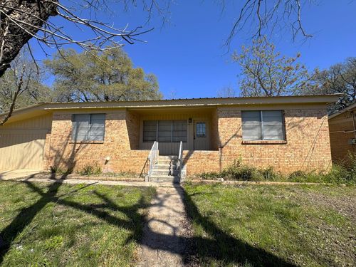 807 N West St, Burnet, TX, 78611-1734 | Card Image