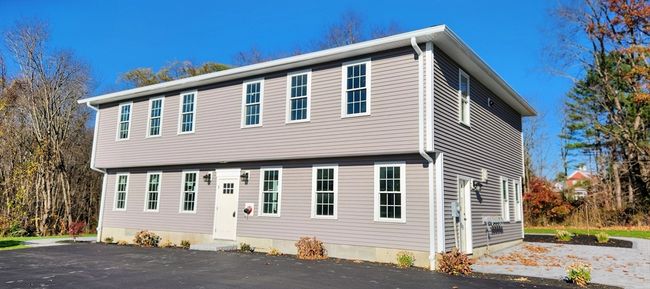 4 - 158 Hayden Rowe St, Condo with 2 bedrooms, 1 bathrooms and 2 parking in Hopkinton MA | Image 12