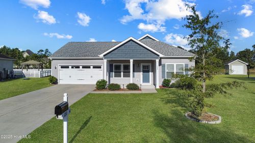 120 Farmstead Pl, Maple Hill, NC, 28454-8712 | Card Image