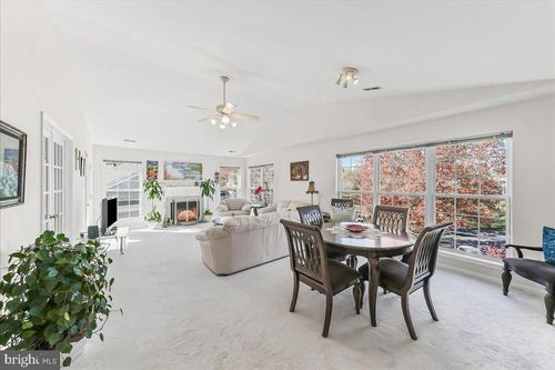 407-114 Stewarts Ct, PHOENIXVILLE, PA, 19460-2810 | Card Image