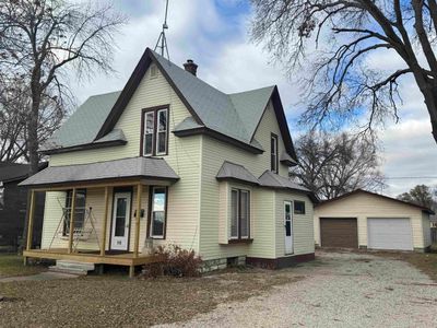 115 13th Ave, House other with 4 bedrooms, 1 bathrooms and null parking in Charles City IA | Image 1